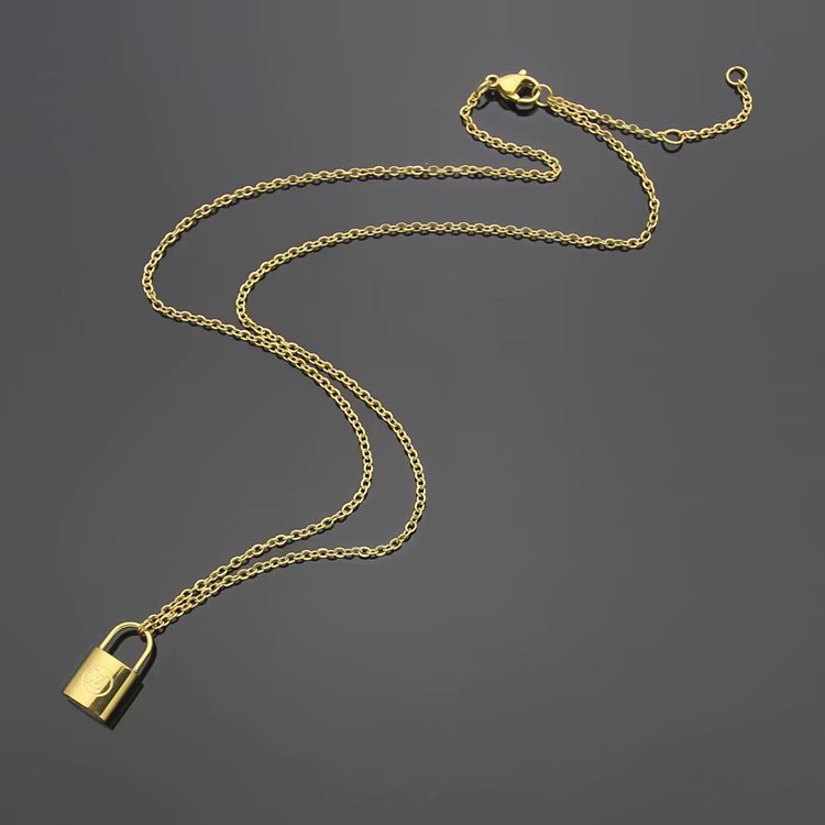 LN21 316L steel gold plated L*V necklace high quality jewelry