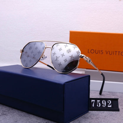 7592 Sunglasses with box