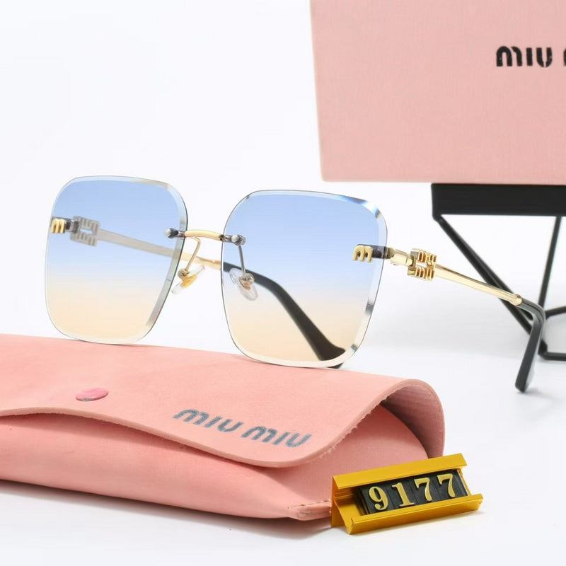 9177  Sunglasses with box