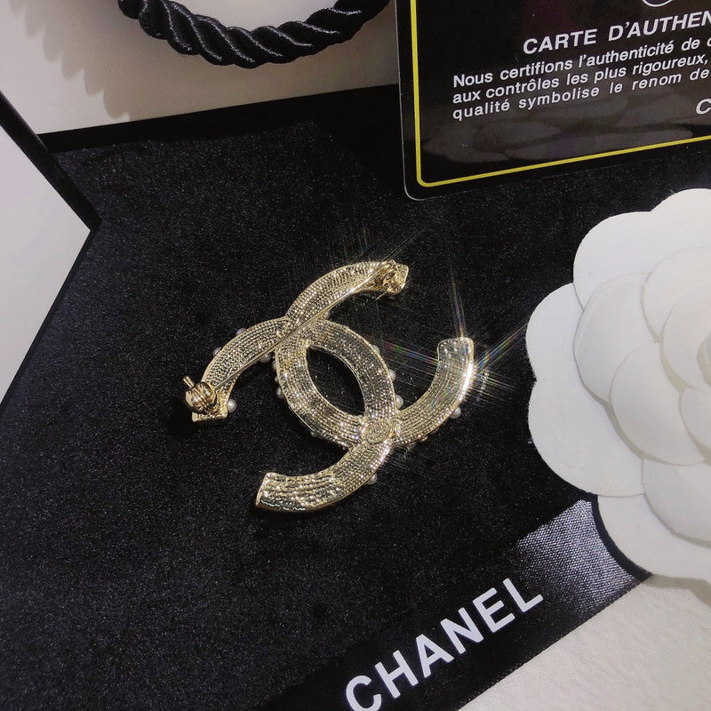 CD020 Women brooch gold-plated jewelry