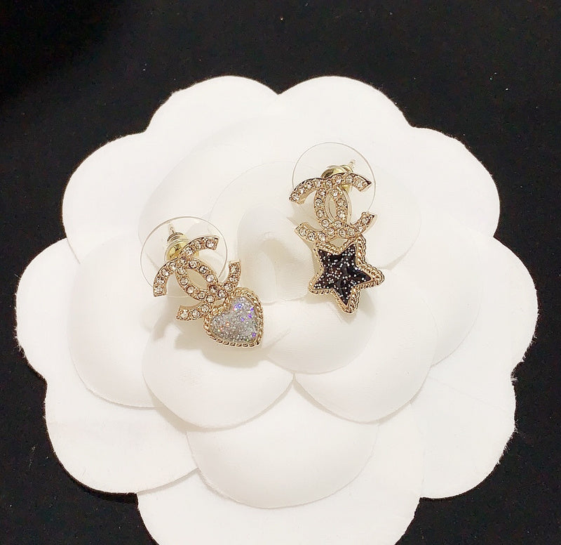 CHE65  Star Heart stud earrings  Jewelry