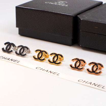 CHE118  18K Titanium Steel Color Gold Couple Double C Letter Black Diamond Stud Earrings  Jewelry