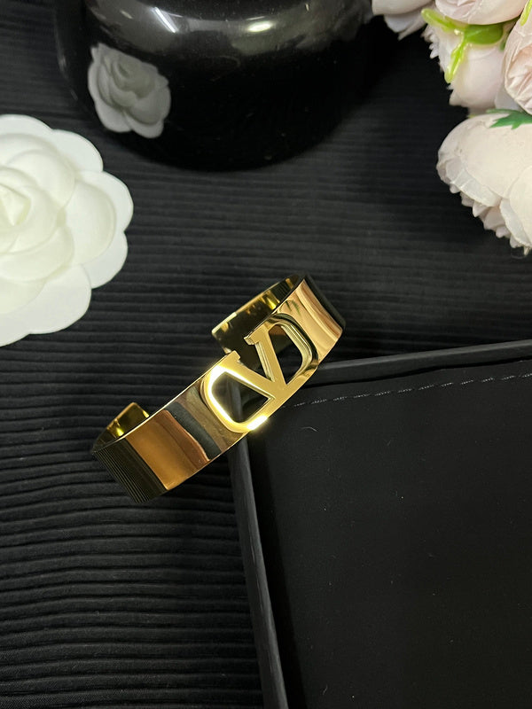 S382  Fashion bracelet jewelry