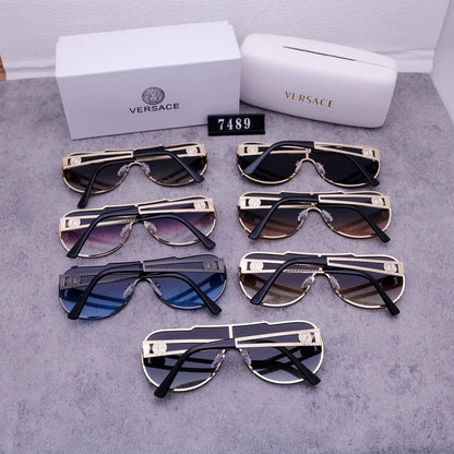 7489 Sunglasses with box