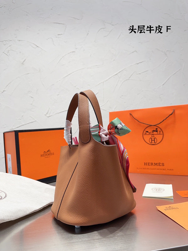 MHP0 Classic leather handbag with box +scarf  20CM