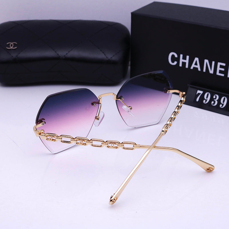 7939 Sunglasses with box