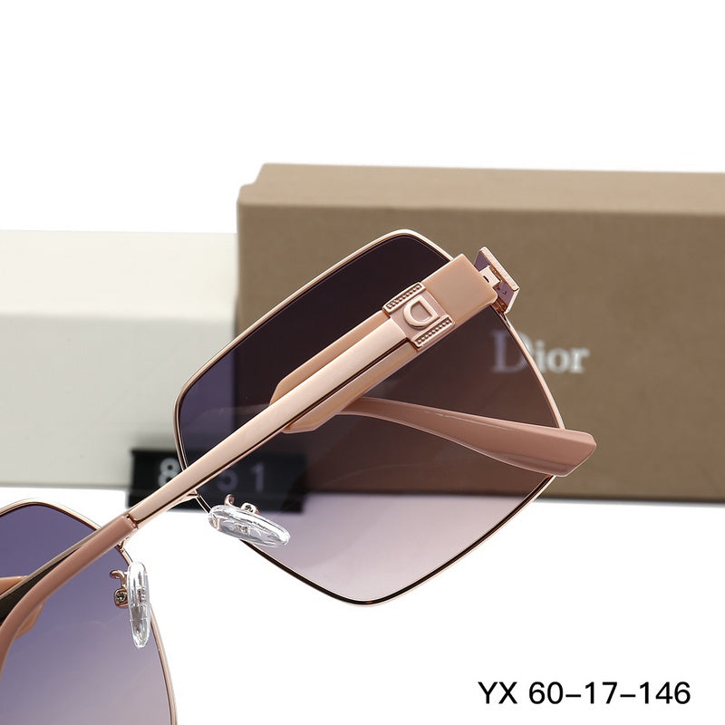 D8251 Sunglasses with box