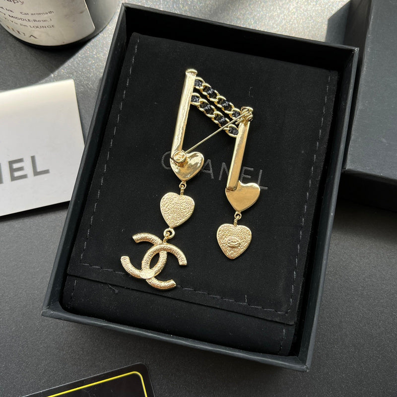 D169  New brooch jewelry for women