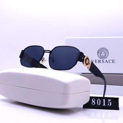 8015  Sunglasses with box