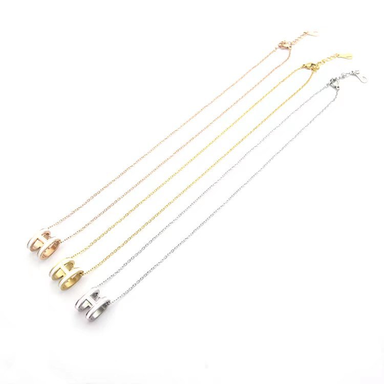 HN017  Letter Pendant Necklace Jewelry