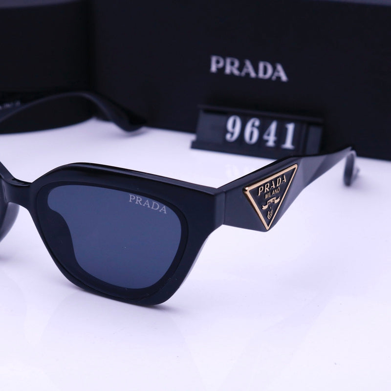 9641  Sunglasses with box