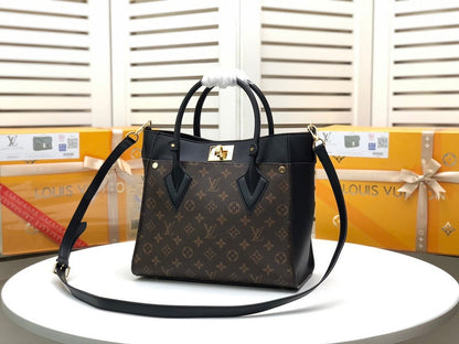 GLP16 High quality Leather 30.5 x 24.5 x 14cm Bag