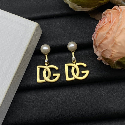 DGE5  Woman fashion alloy earrings  Jewelry