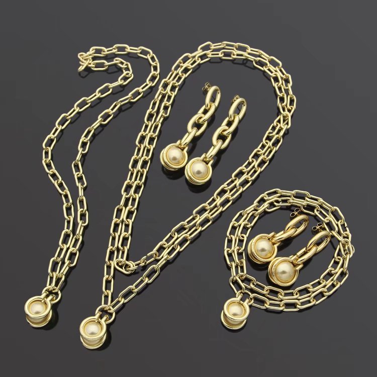 TN02   Women's gold-plated necklace jewelry