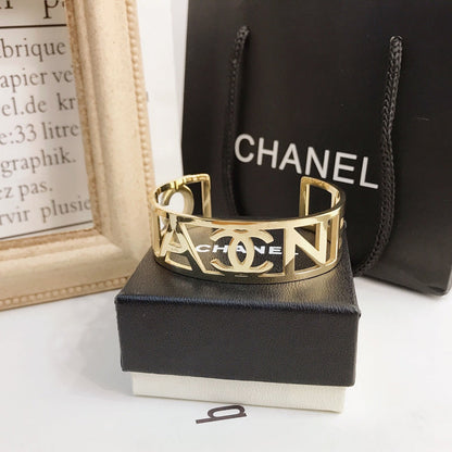 CS044  Fashion High Quality Women Bracelet Jewelry