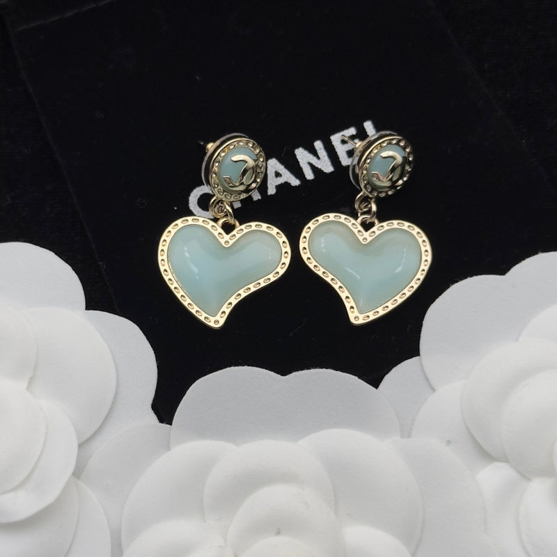 CHE72   Women's new fashion heart-shaped earrings  jewelry