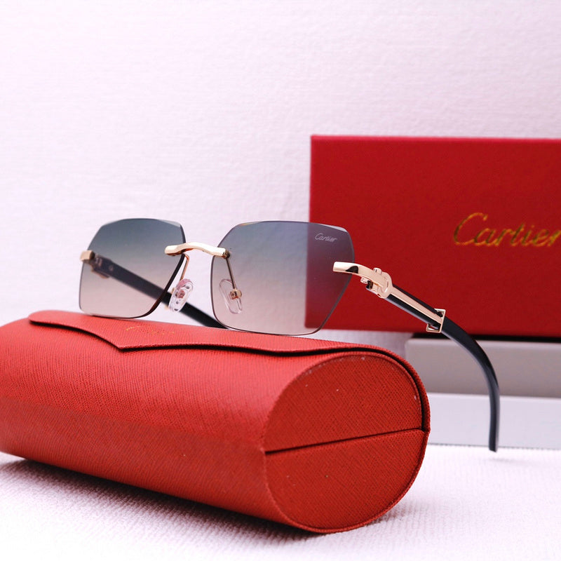 012  Sunglasses with box