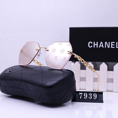 7939 Sunglasses with box