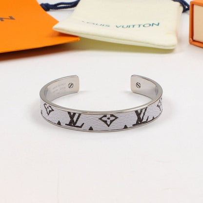 LVB112 White Fashion New Titanium Steel Bracelet Couple Star Flower Leather Semicircle Bracelet   Jewelry