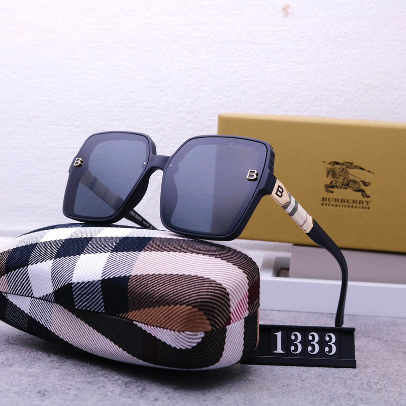 1333  Sunglasses with box