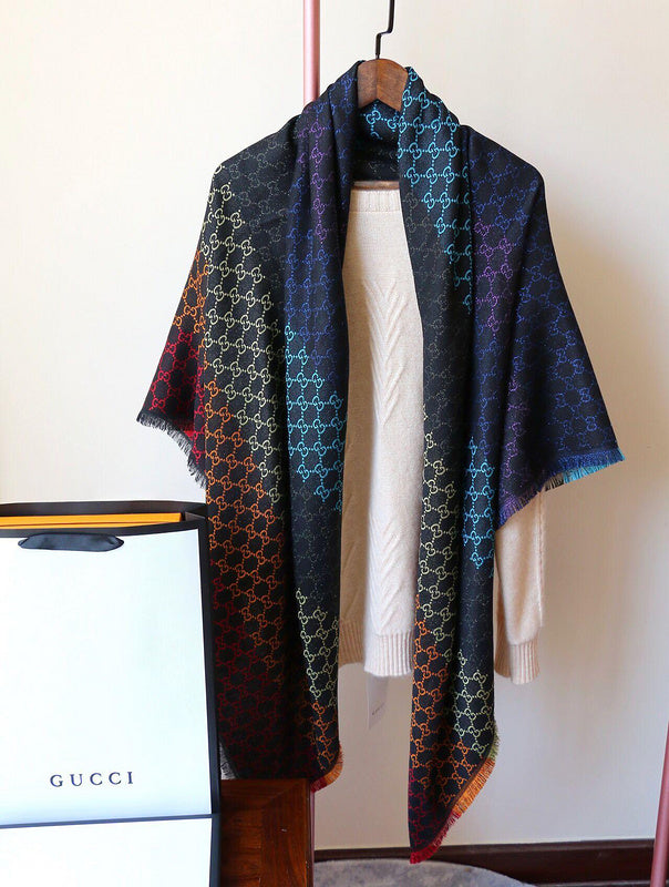 GSC21 Scarf 140-140CM 31% rayon, 28% cotton, 23% wool, 10% silk, 8% metal fiber