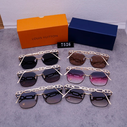 7526  Sunglasses with box