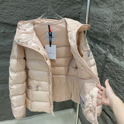 042028  Women's short hooded down waist jacket