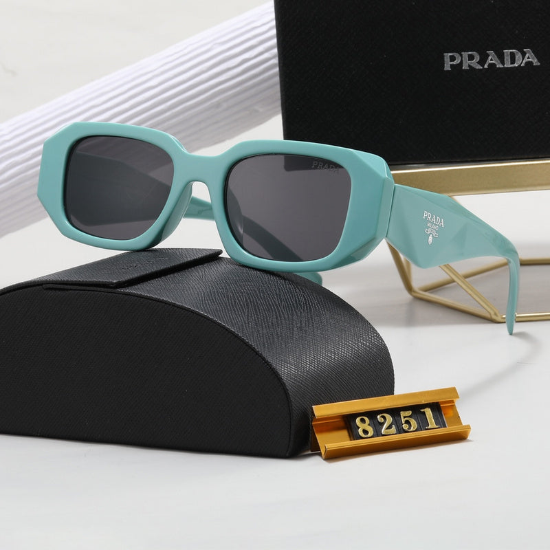 8251 Sunglasses With box