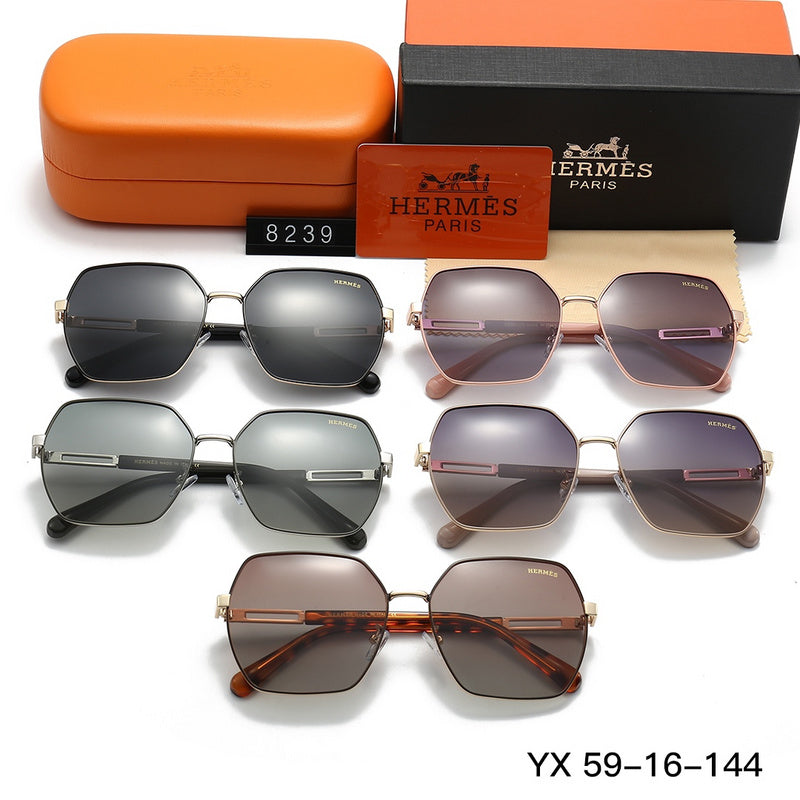 8239  Sunglasses with box