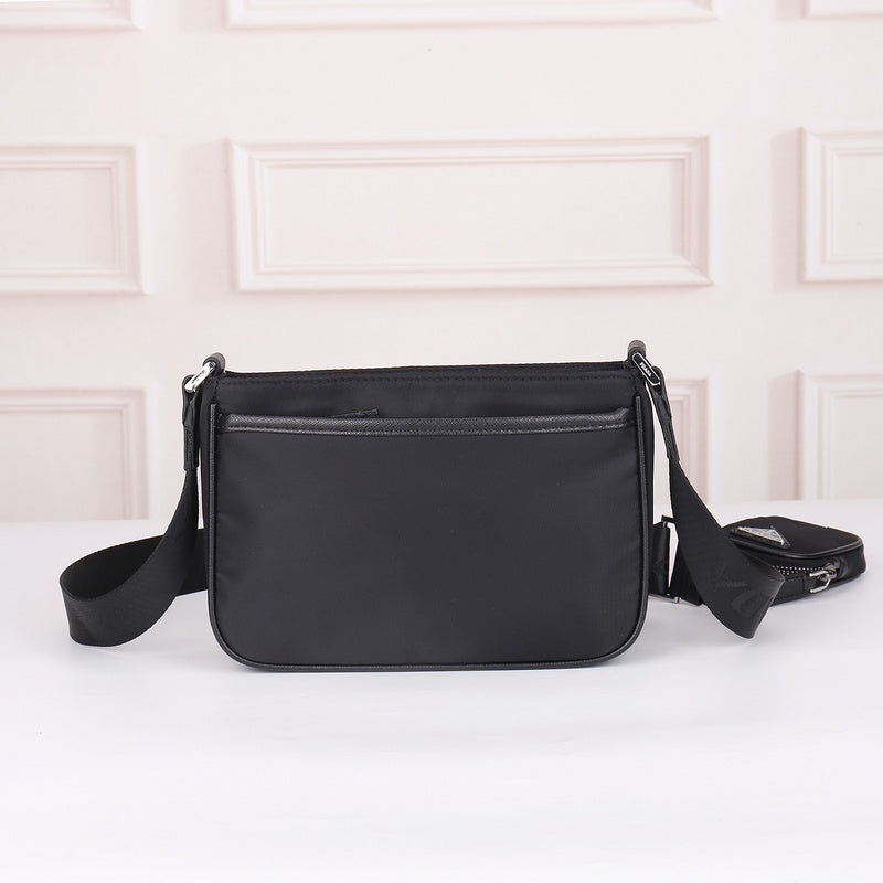 LPP0  Leather Bag 22 x 16 x 5 Bag