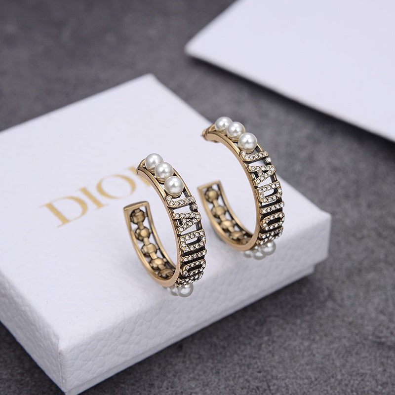 DE81 Classic  women earrings  Jewelry