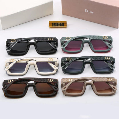 2635  Sunglasses with box