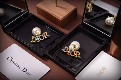 DE77 Classic women earrings gold-plated jewelry