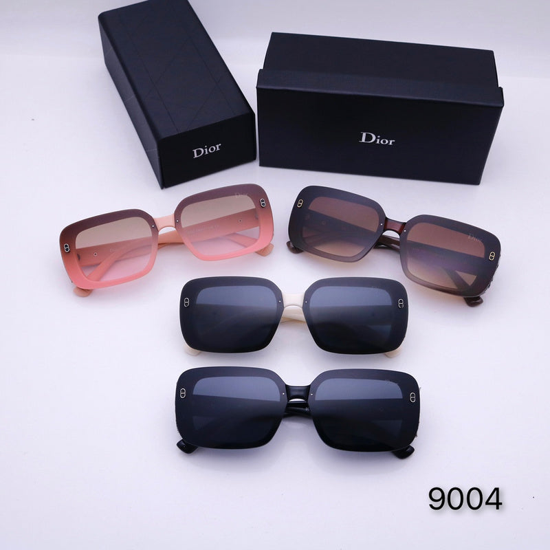 9004  Sunglasses With box