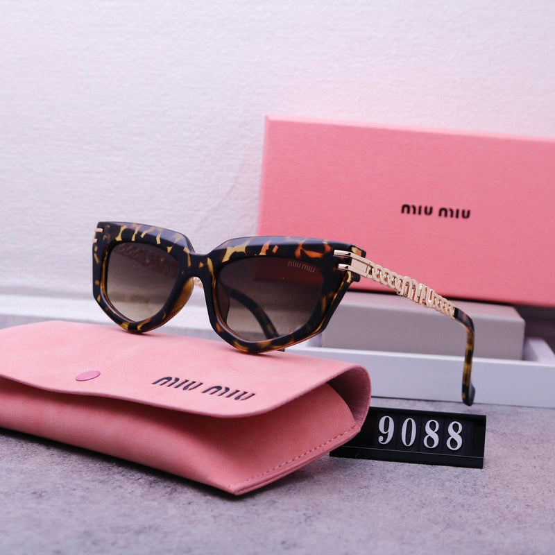 9088  Sunglasses with box