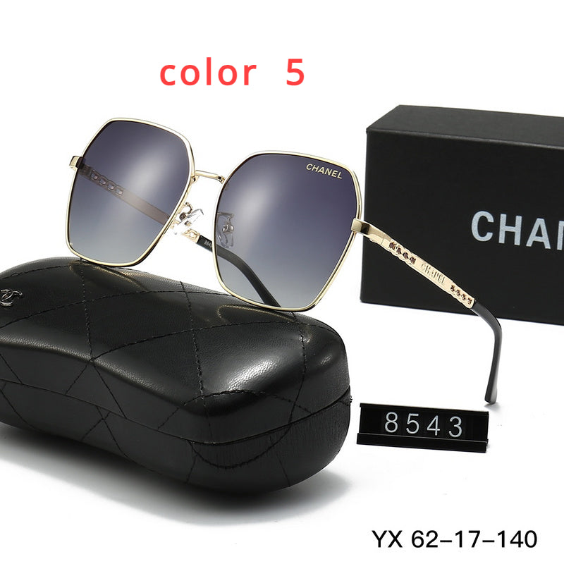 8543 Sunglasses with box