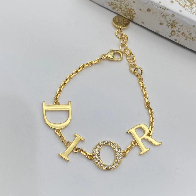 DIN38 Classic Fashion D-Letter Jewelry Necklace bracelet for women